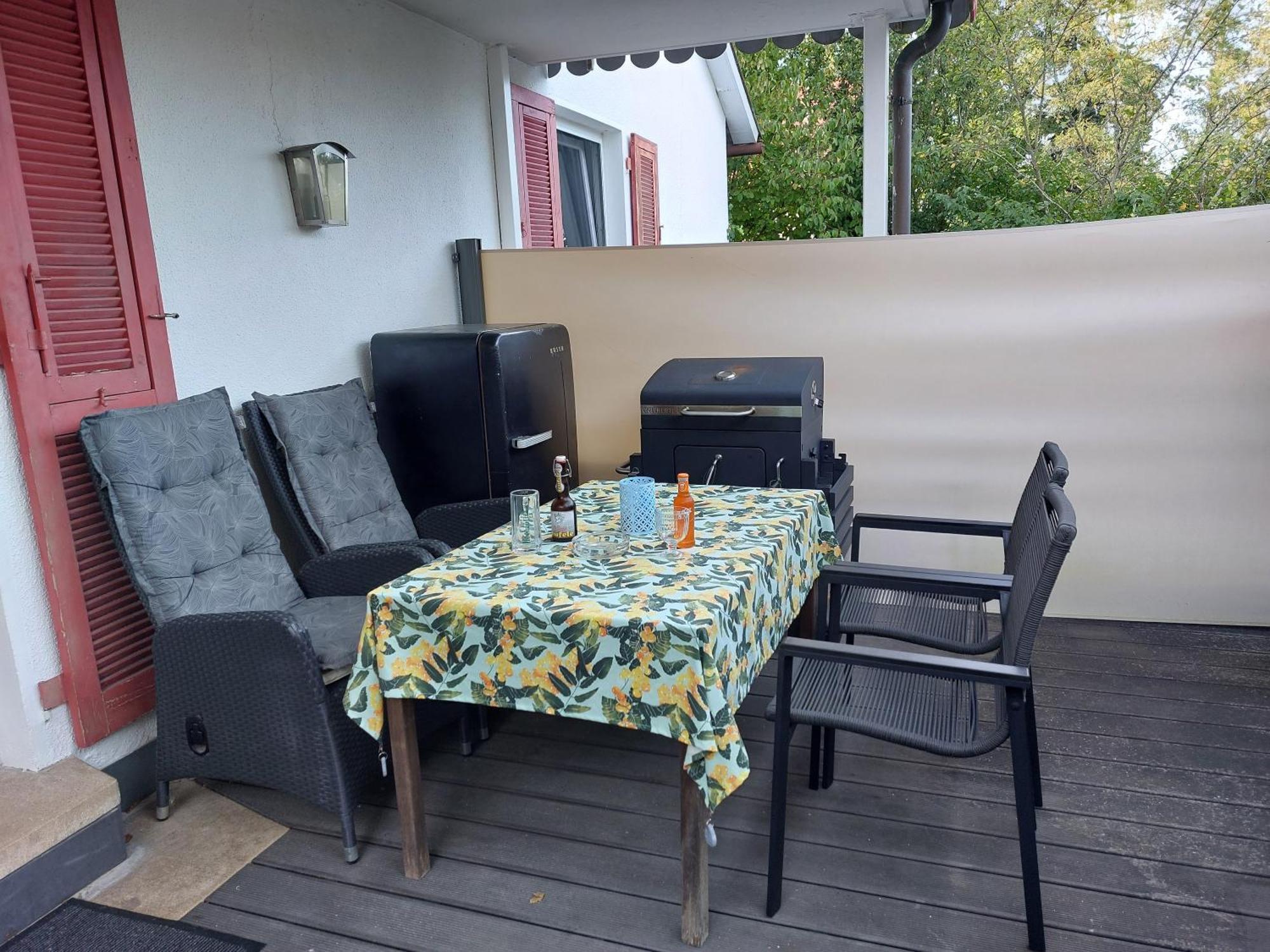 Nagoldtal - Grosse Fewo Mit Terrasse Exterior photo
